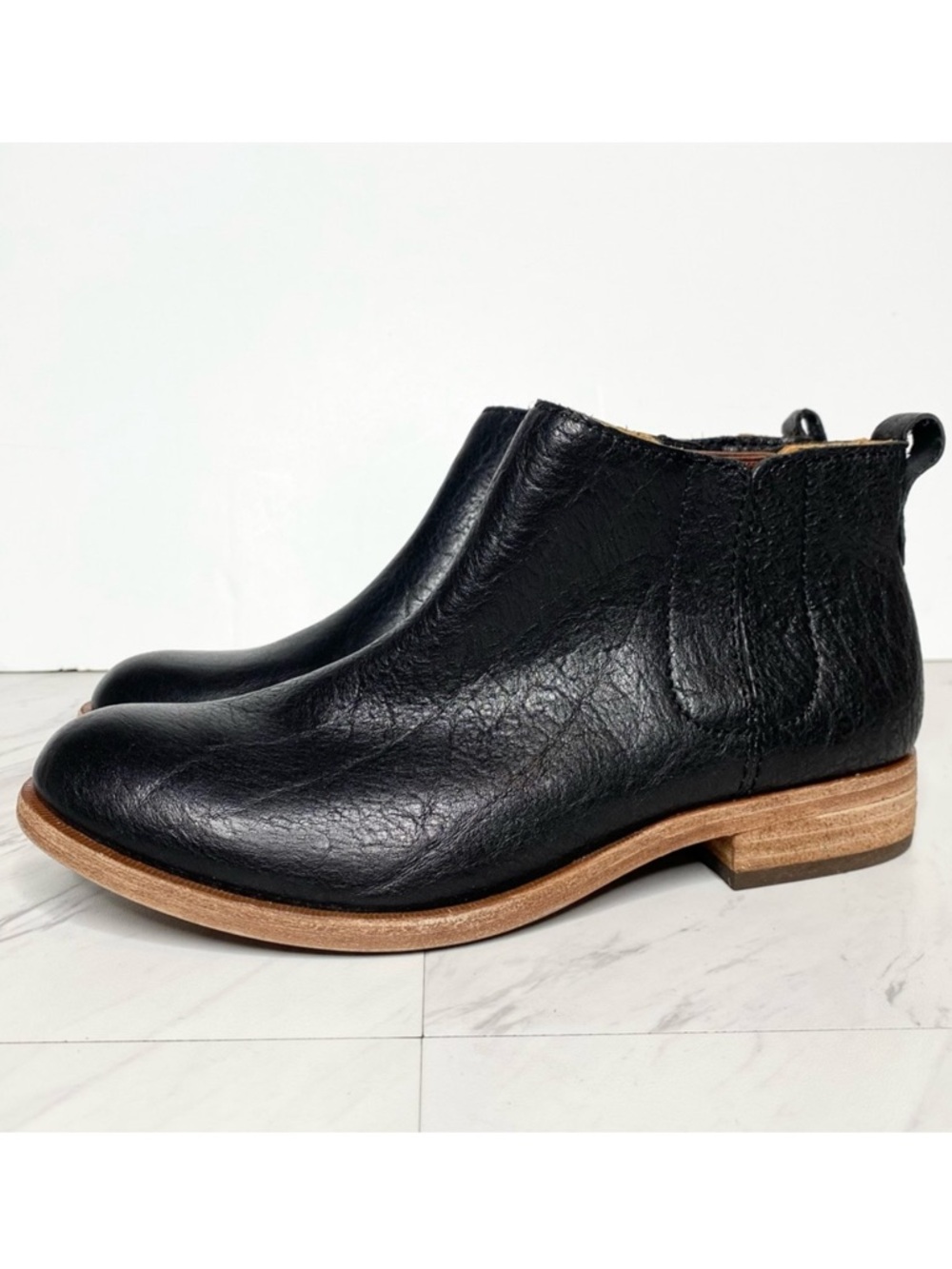 Kork Ease Velma Black Leather Bootie 6 1/2 M